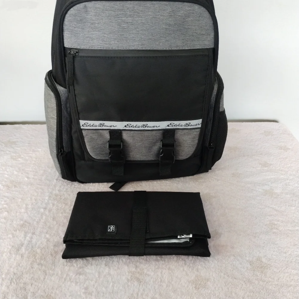 Eddie Bauer Atlas Sport Back Pack Diaper Bag in Black/Gray - Picture 11 of 15